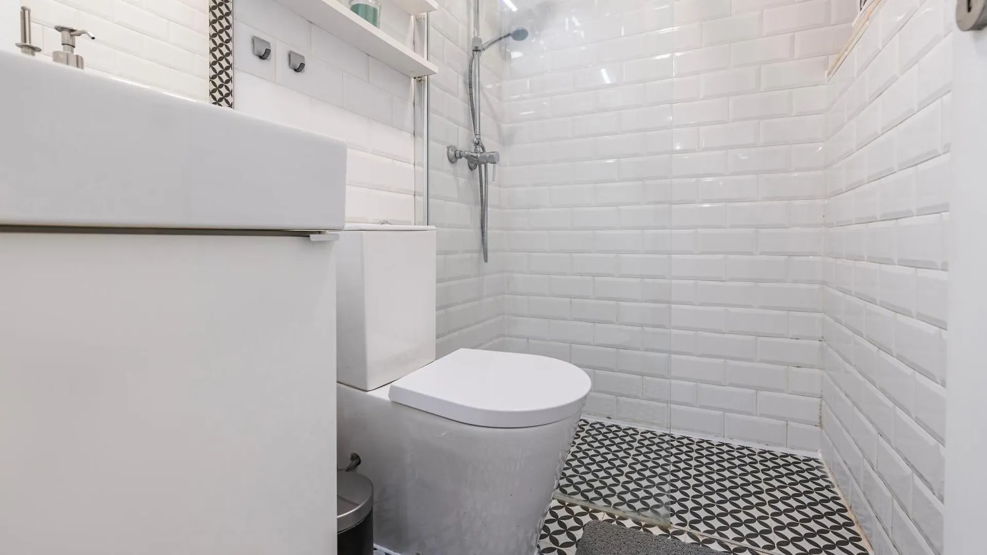 M&M Home By Lovelystay Lisbon Apartment